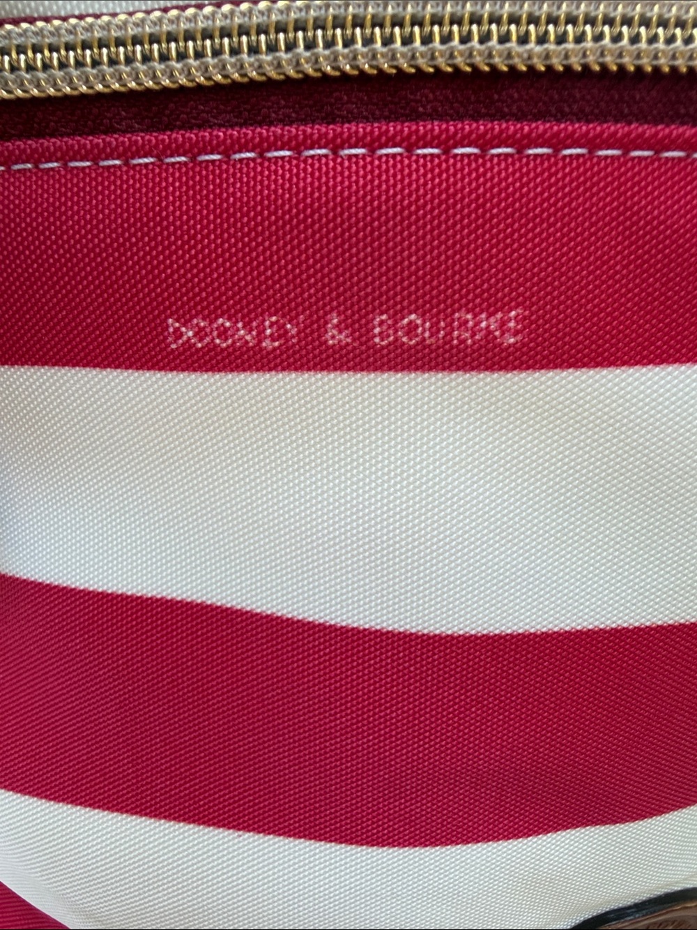 25$ LOW Dooney & Bourke Pink and White Striped Crossbody Bag GUC - Picture 4 of 16